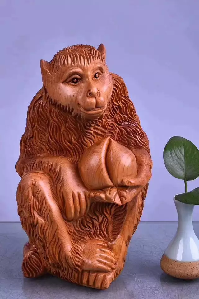 属虎的家里吉祥物摆件，属虎女人戴什么首饰好