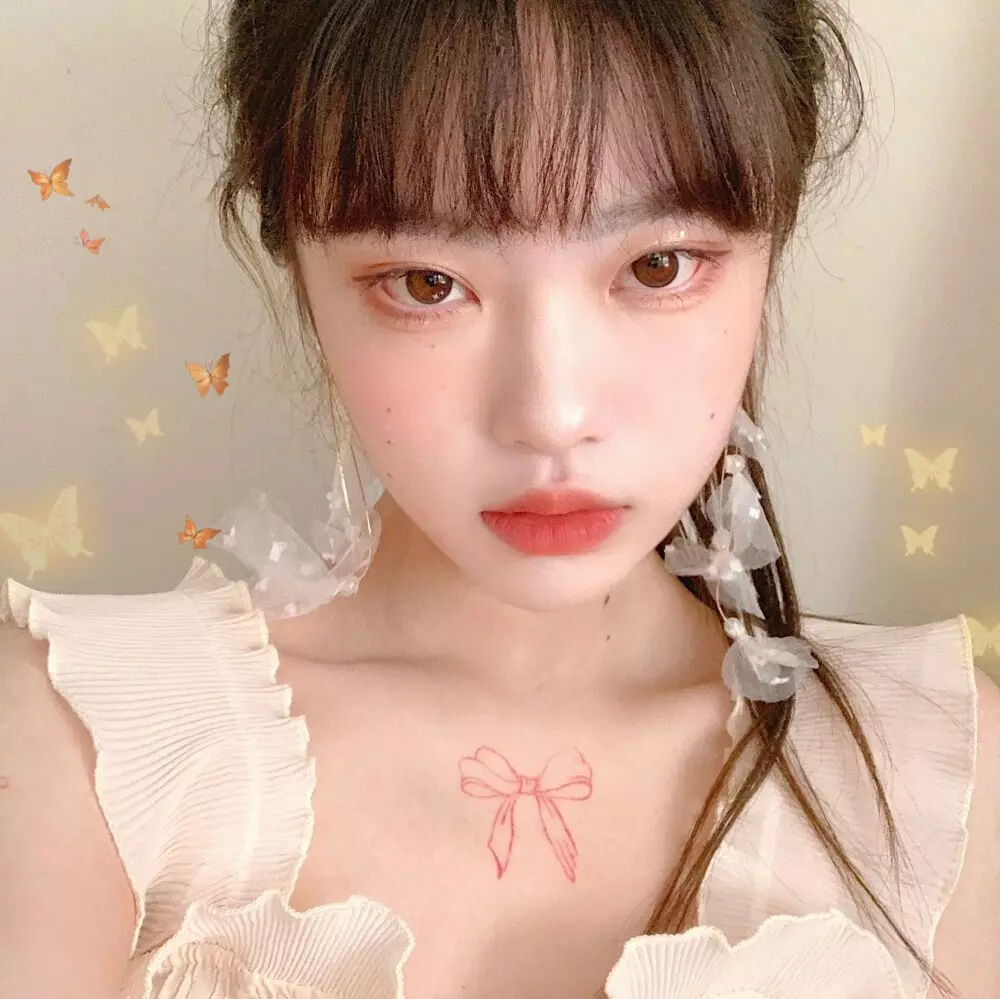 有好看的女生头像图片吗？要小清新版本的，像下面这种，认真挑选哦！