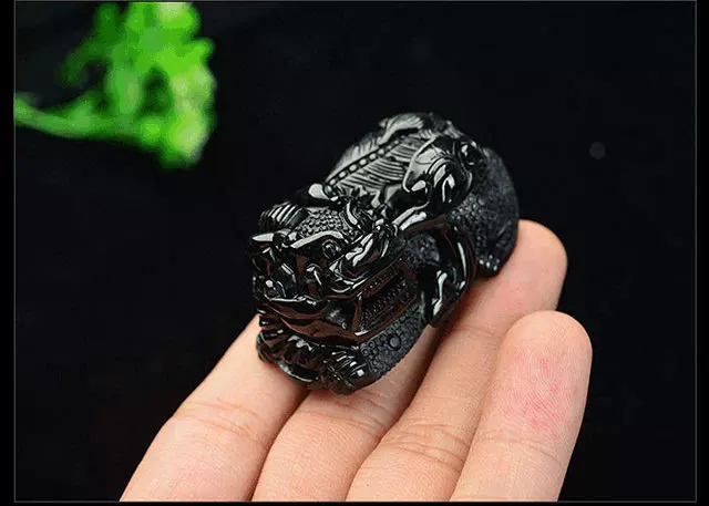 1、属虎的人能不能戴貔貅:属鼠的人能戴貔貅吗？属鼠犯太岁佩戴什么