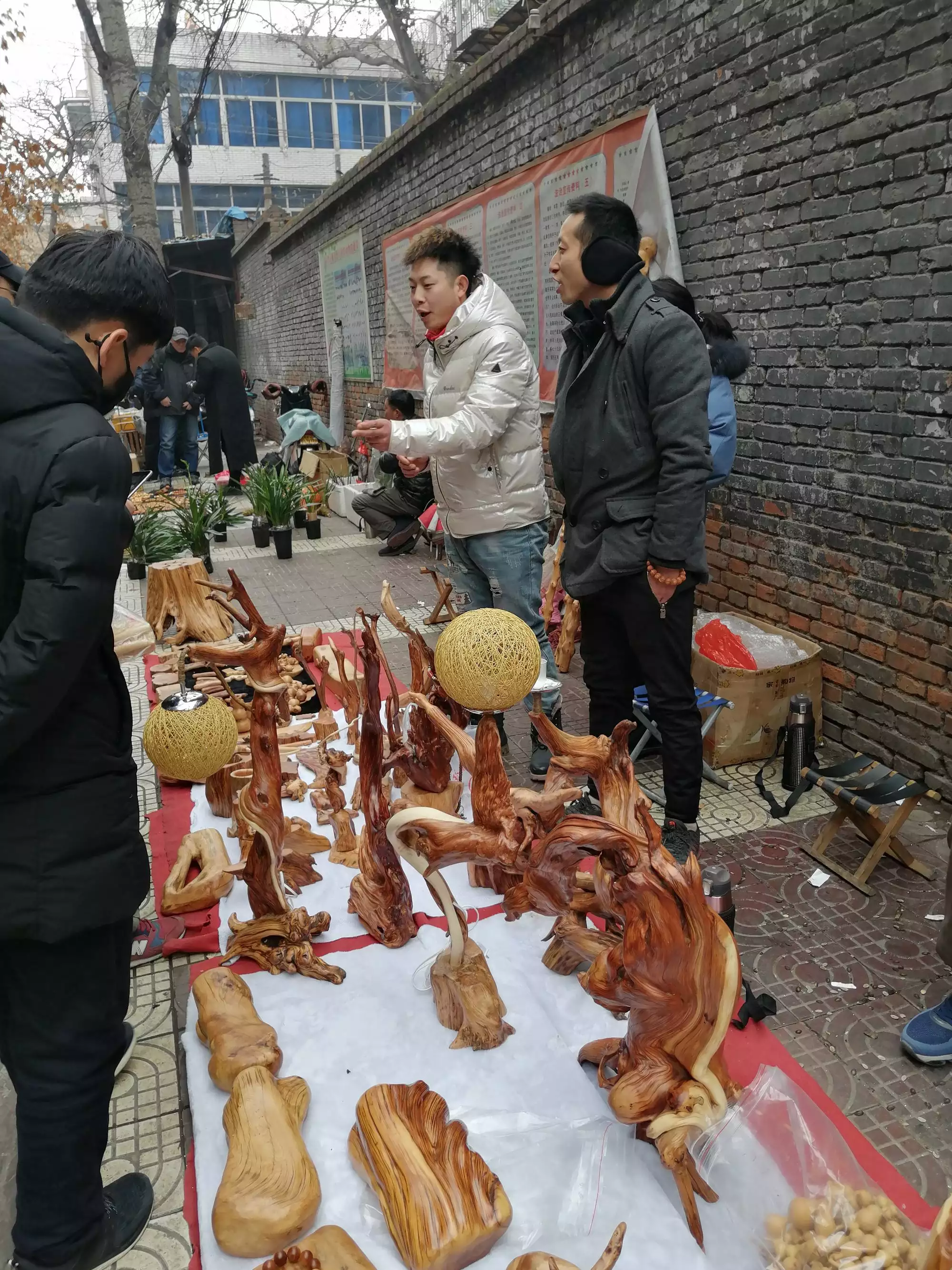 鼠年腊月出生的男孩：鼠年腊月二十六上午9点出生的男生五行是什么？