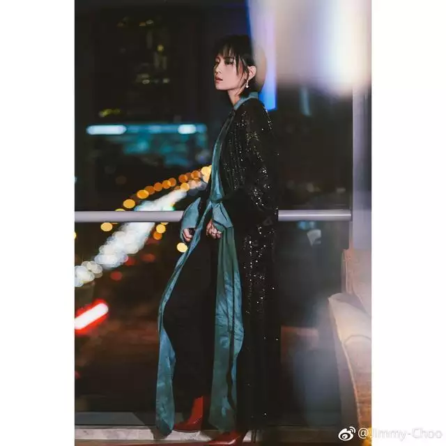 屬虎36歲本命年穿戴，虎年本命年36歲戴什麼