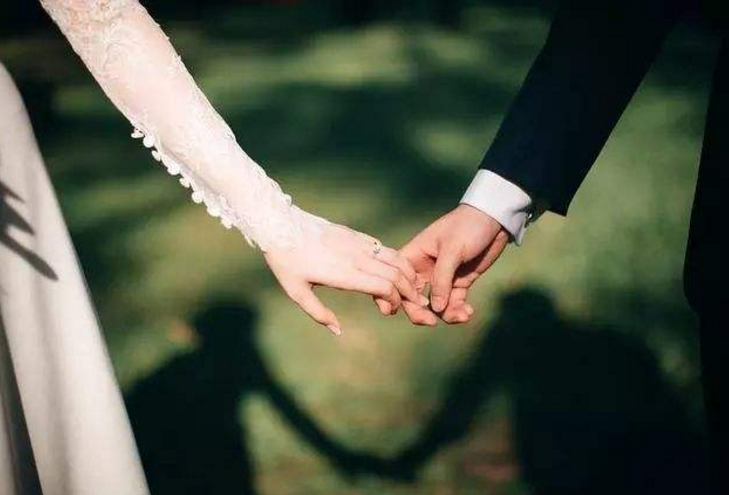 2、婚姻八字怎么看合不合:怎么看对象之间八字合不合啊？