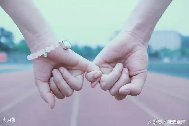 周易免費算命生辰八字算命婚姻，卧龍周易算命