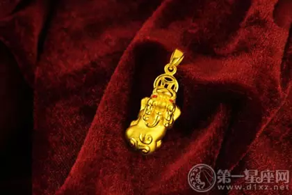 2、女孩戴貔貅的禁忌:女人貔貅佩戴，有啥禁忌不？求介绍下