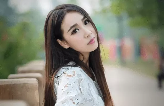 3、女命身弱往往是好命:女命身弱食神這麼多有福消受嗎 有貴氣財氣嗎 謝謝
