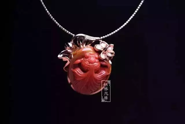 属狗的人佩戴什么招财，属狗的人佩带什么水晶能旺财