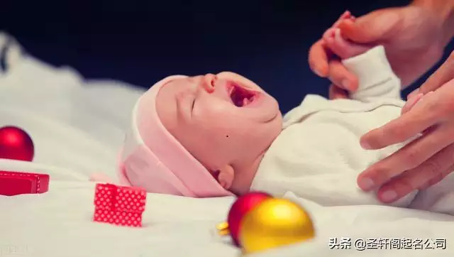 新生儿宝宝取名字宝典，牛宝宝取名大全2022 款