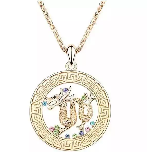 属狗的人适合佩戴什么吊坠，属狗佩戴什么转运招财