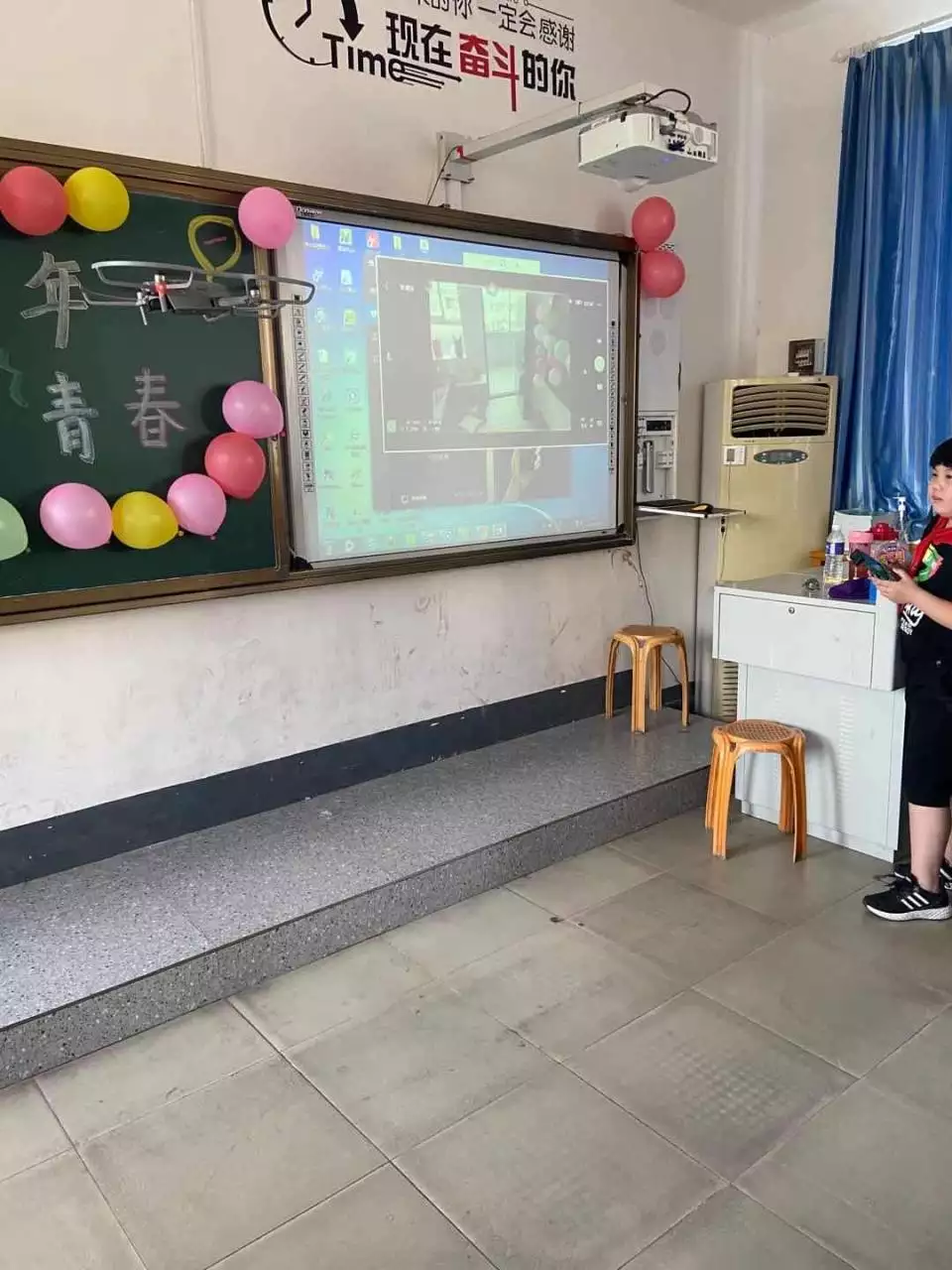2、12周歲告別童年,步入少年:孩子14歲了告別童年，家長祝福語怎麼寫