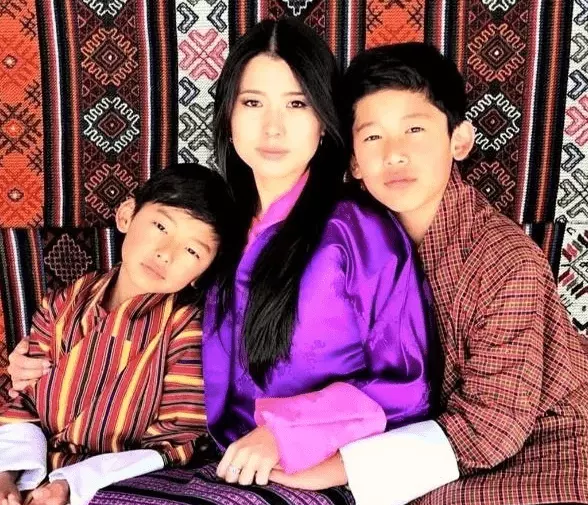 4、兩個兒子的媽媽是什麼命:對兩個兒子的成長寄語