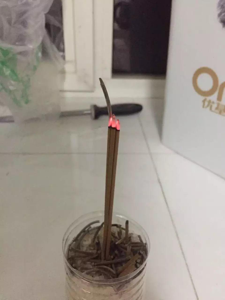4、香烧成什么样是好兆头:香烧成什么样