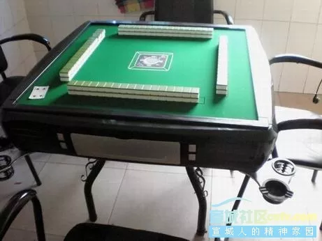 1、自动麻将机必赢神器:TROKON麻将桌怎么调牌