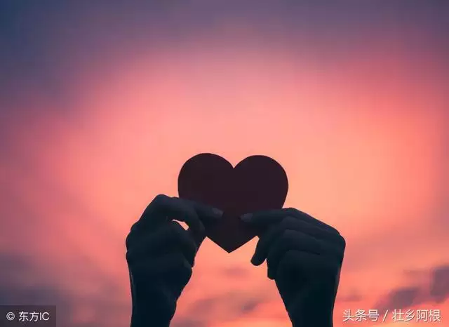 讓屬蛇人更愛你的秘訣，屬蛇男不主動