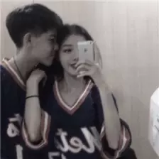 黑白背影情侶頭像