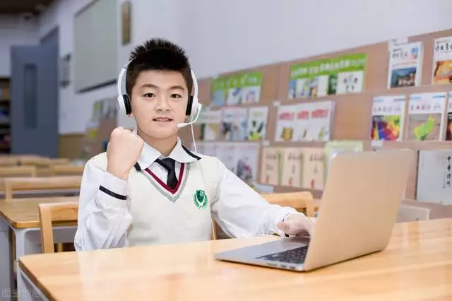 屬虎男孩最吉利的名字，2022年男孩虎寶寶名字