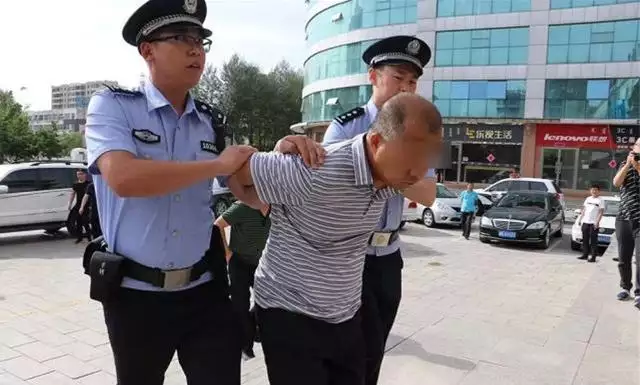 1年和98年,91和98能在一起嗎"