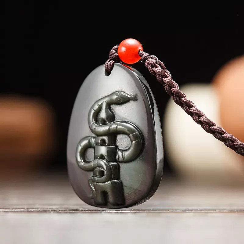 5、有属相的是不是要带在身上:买黑曜石本命赠的一定要待在身上?