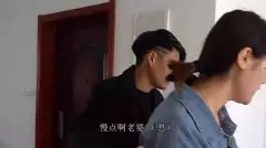 4、發現老公對女兒有反應:我發現老公和自己女兒有一點事啊