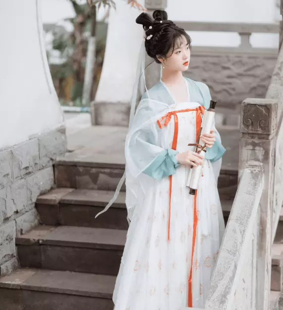 2、龍和屬虎相配婚姻如何:一個屬龍一個屬虎相配嗎