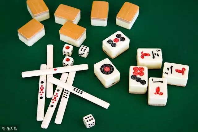 8、打麻将财位:打麻将应该面向财神还是坐财位打麻将是正坐财位还是面向财位