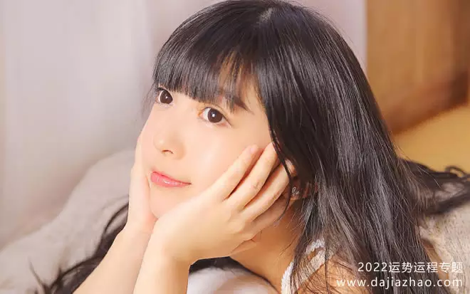 1、83年生女一生运势:年2月5号出生女的一生运势