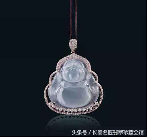 022年女士本命年戴什么挂件，本命年送什么好"