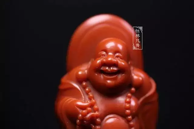 属狗的人佩戴什么招财，属狗的人佩带什么水晶能旺财