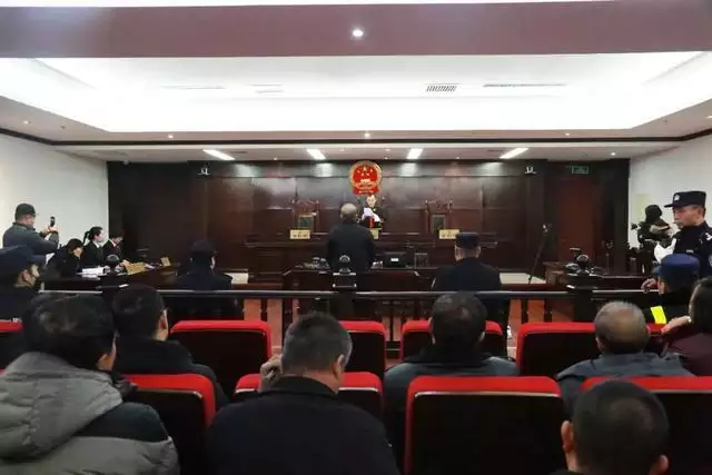 1年和98年,91和98能在一起嗎"