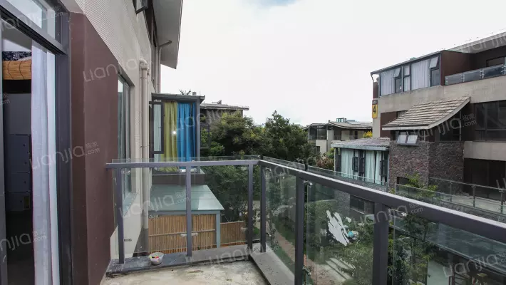 4、千萬不要買帶露台的二樓:買房子住二樓有什麼利弊？