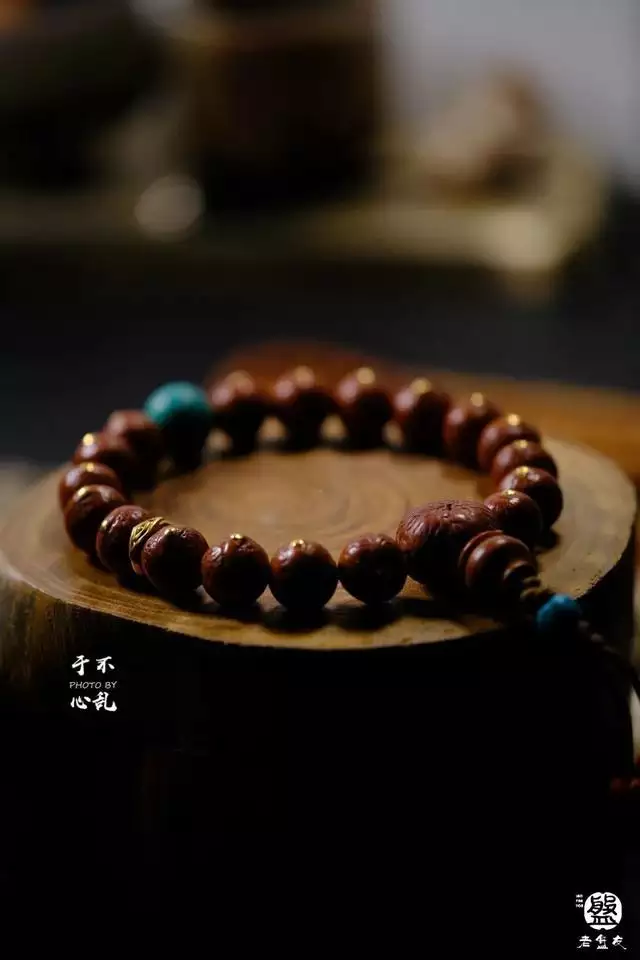 男人脖子上戴什么好，男人佩戴什么招财辟邪