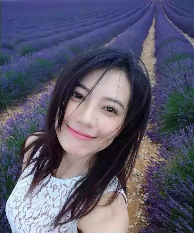 属虎人一生佩戴什么好，74年属虎女戴什么好