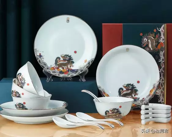 022屬羊適合戴什麼手串，2022年屬羊最忌諱的顏色"
