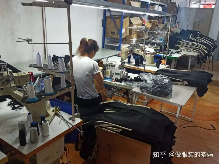 3、10個人的服裝加工廠年利潤:服裝加工廠利潤一般多少