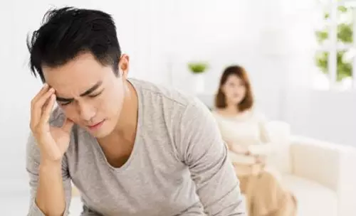 4、請問各位已婚女士，你們剛結婚的時候老公隨時都要，你們都給嗎？是不是都盡量滿足他？