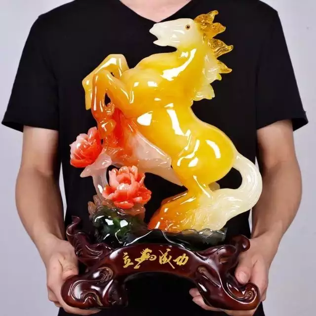 屬馬的吉祥物圖片大全，牛吉祥物圖片