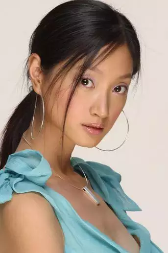 2、東北大案24名女明星是誰:東北梁旭東有染的女演員是誰?