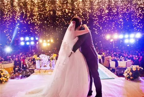 022年屬狗結婚大利月小利月，2022必須結婚的生肖女"
