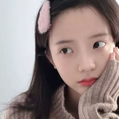 微信头像女：微信昵称最新的女