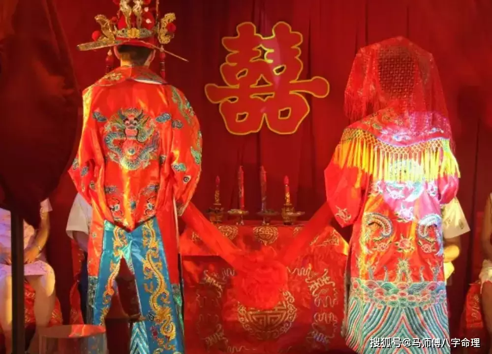 1、夫妻八字互补绝配:两人的八字是不是要互补比较好