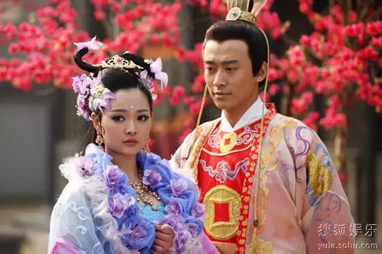 4、财神下凡的电视剧:电视剧中有的有什么电视?