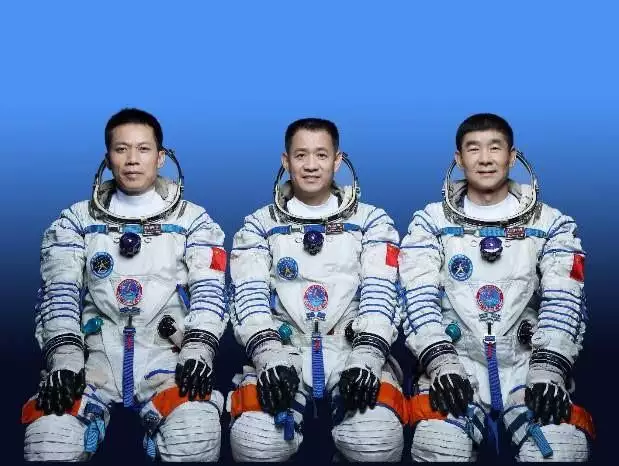 022今晚出的特馬，今晚出什麼特馬和生肖"