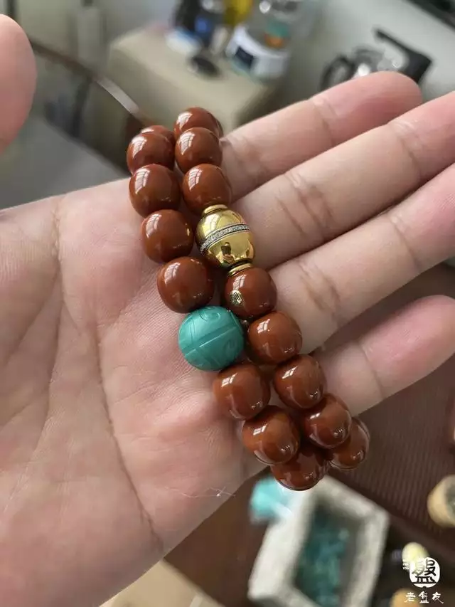 男人脖子上戴什么好，男人佩戴什么招财辟邪