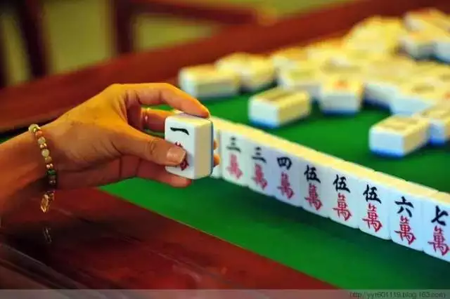 1、麻将占卜运气:麻将占卜每日牌运谢谢各位了