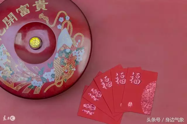 屬馬人跟誰一起財運好，生於戍時屬馬女
