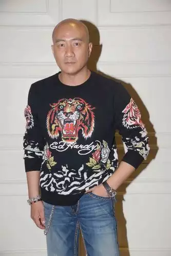 相差18歲的情侶：男女之間年齡差十八歲能成夫妻和情人嗎?