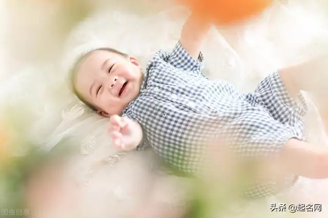 022牛宝宝男孩名字，姓牛带3点水的男孩名字"