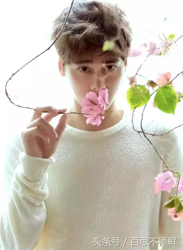 屬蛇男人疼女人的樣子，屬蛇男人討厭你的表現