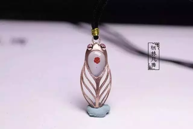 属狗的人佩戴什么招财，属狗的人佩带什么水晶能旺财