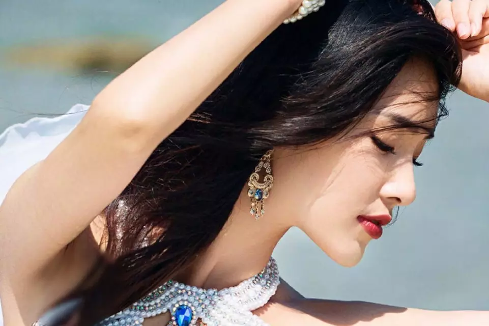 3、长着美女脸的星座女:颜值和身材超棒的星座女