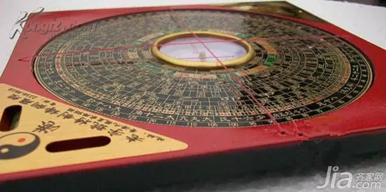 1、打牌看方位财运指南针:黄历吉日打牌方位，打麻将坐什么方位为吉利